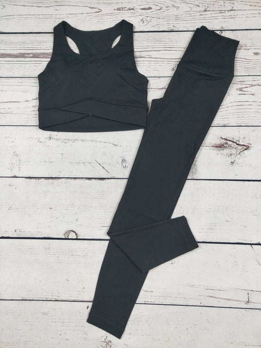 Women Black Crop Top Leggings 2 Pieces Activewear