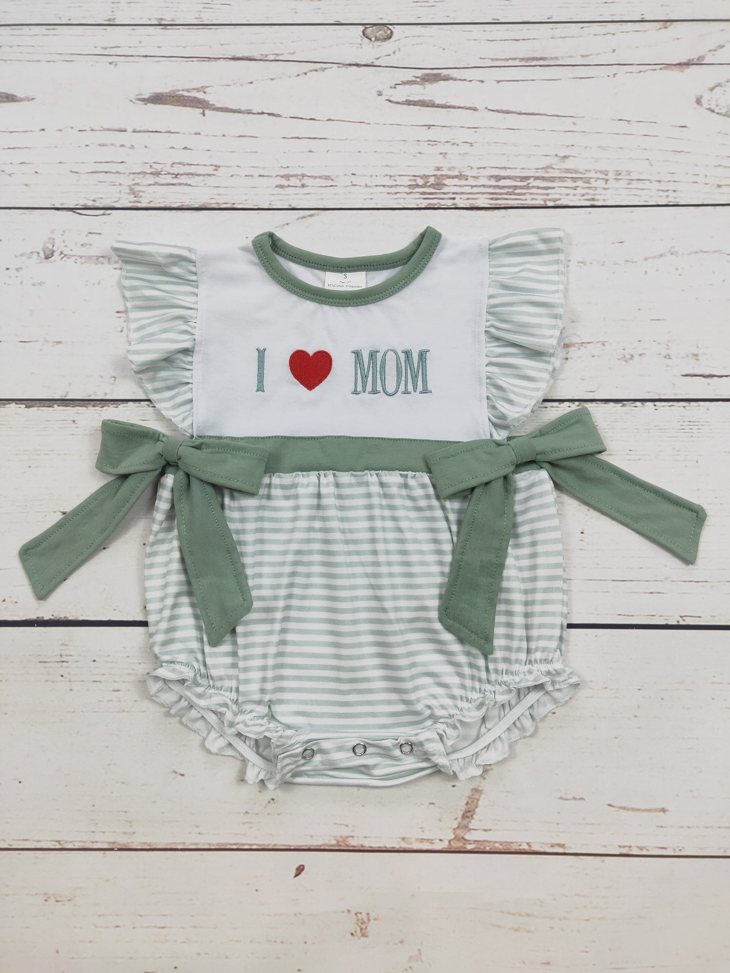 I Love MOM Appliqué Baby Girl Bubble