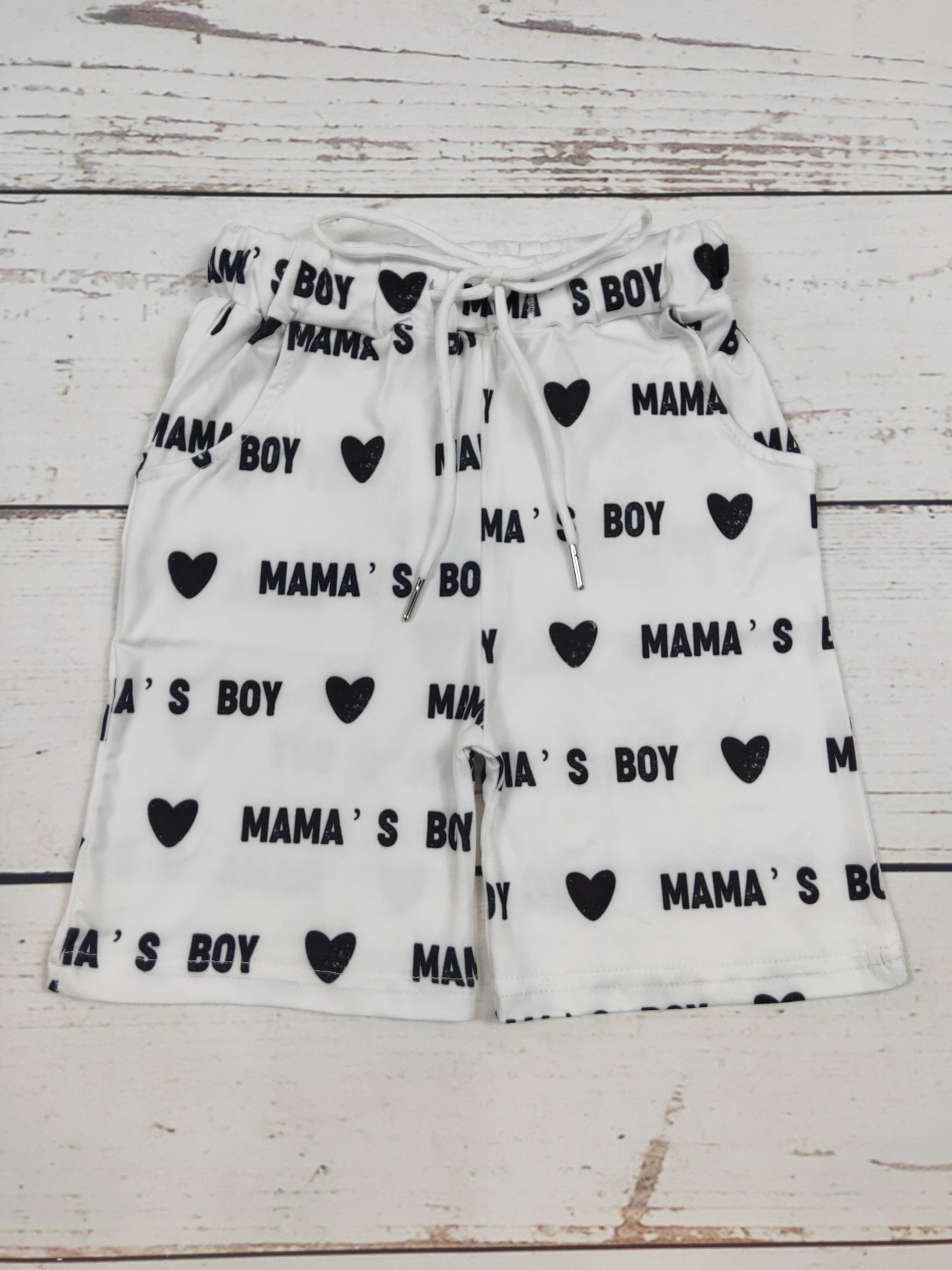 MAMA'S BOY Heart Printed Shorts With Pockets